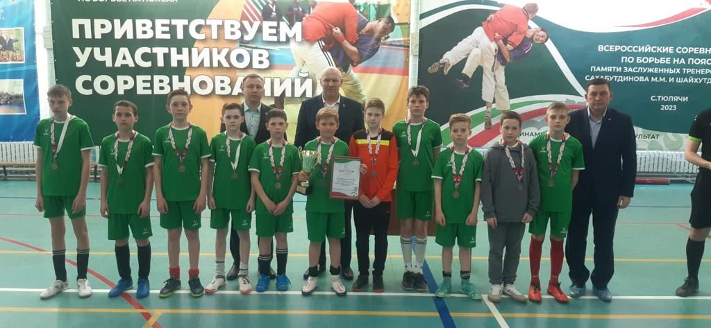 Спасские футболисты стали призёрами финального этапа Кубка РТ по мини-футболу