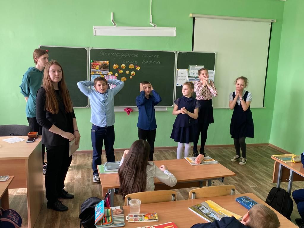 В Болгарской школе №1 прошёл «День доброты и взаимопонимания»