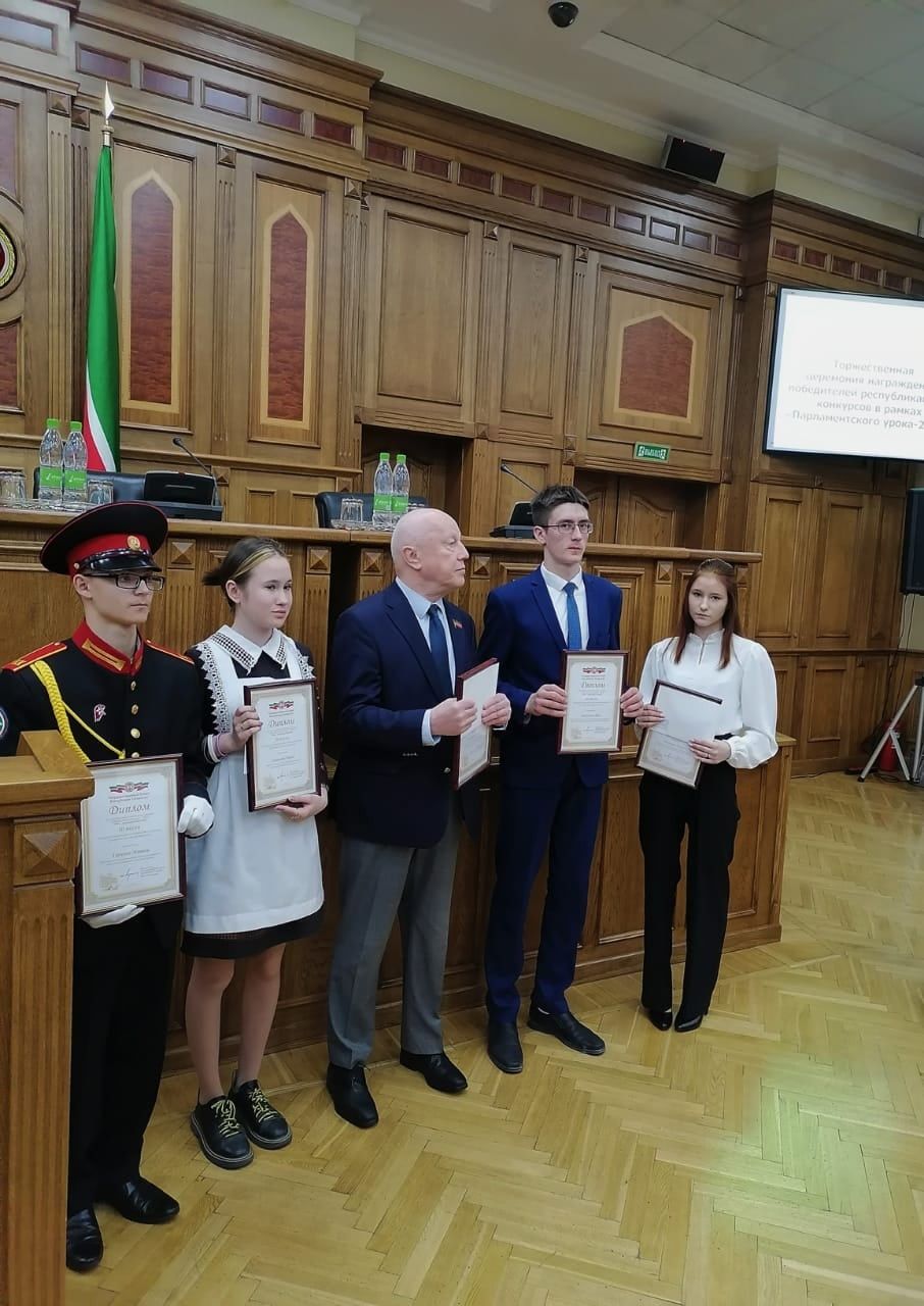 Учитель Трёхозёрской школы стала победительницей республиканского конкурса