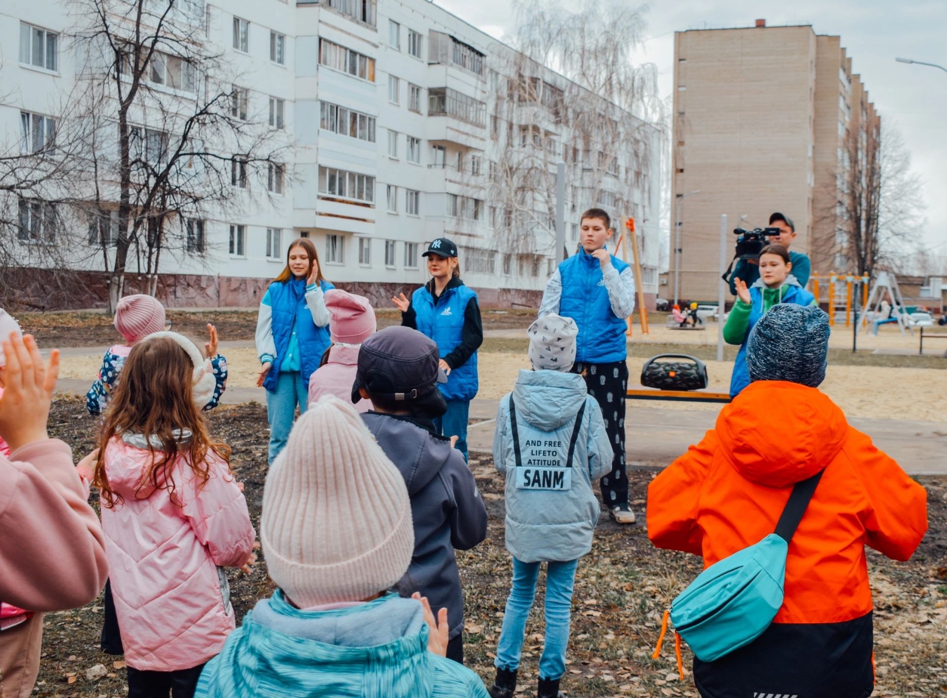 Проект «Лагерь моего двора» помог разнообразить весенние каникулы для более 200 детей