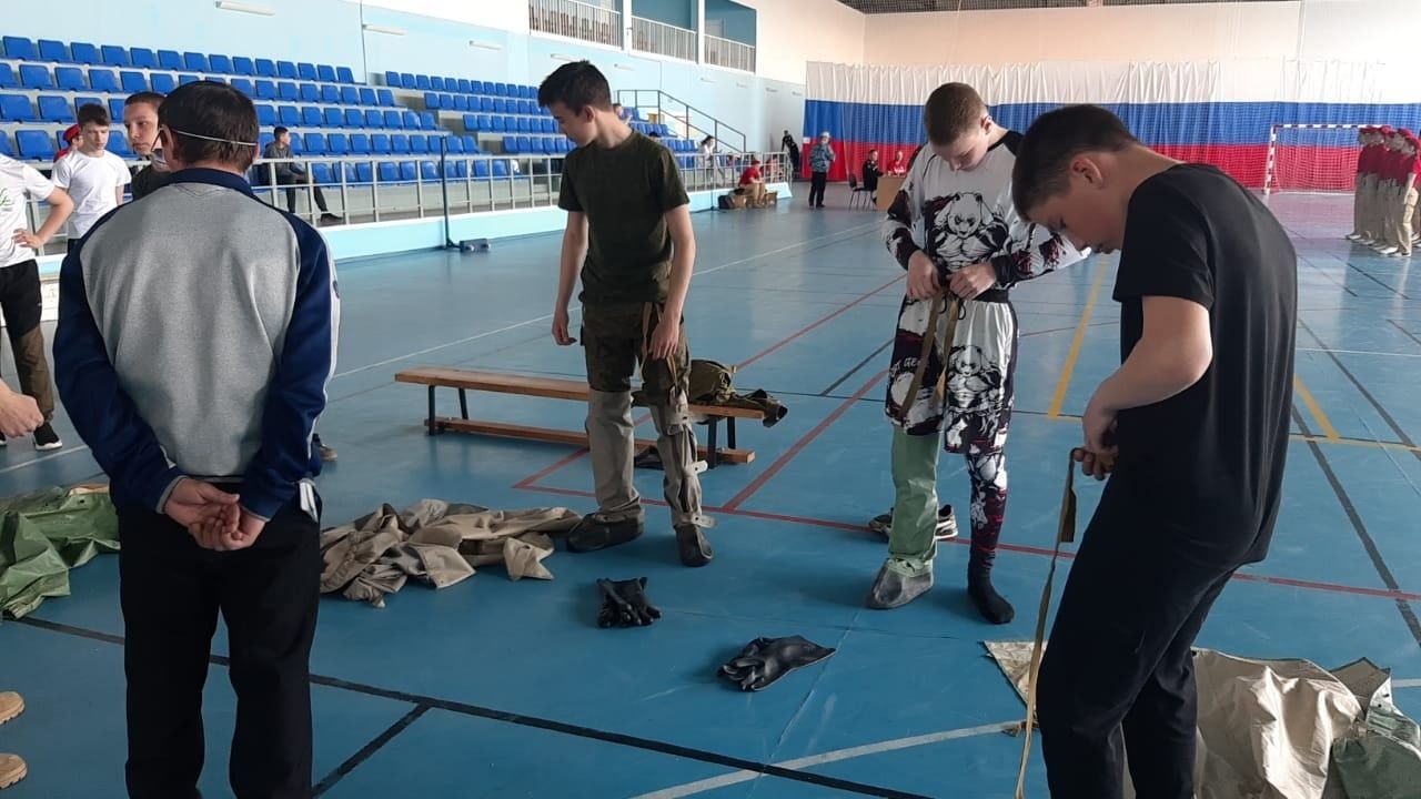 Кадеты Болгара приняли участие в зональном этапе военно-спортивной игры «Зарница»