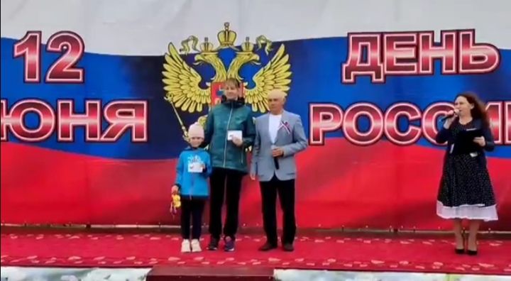 Успешно сдавшие испытания по нормативам ГТО спассцы получили золотые значки