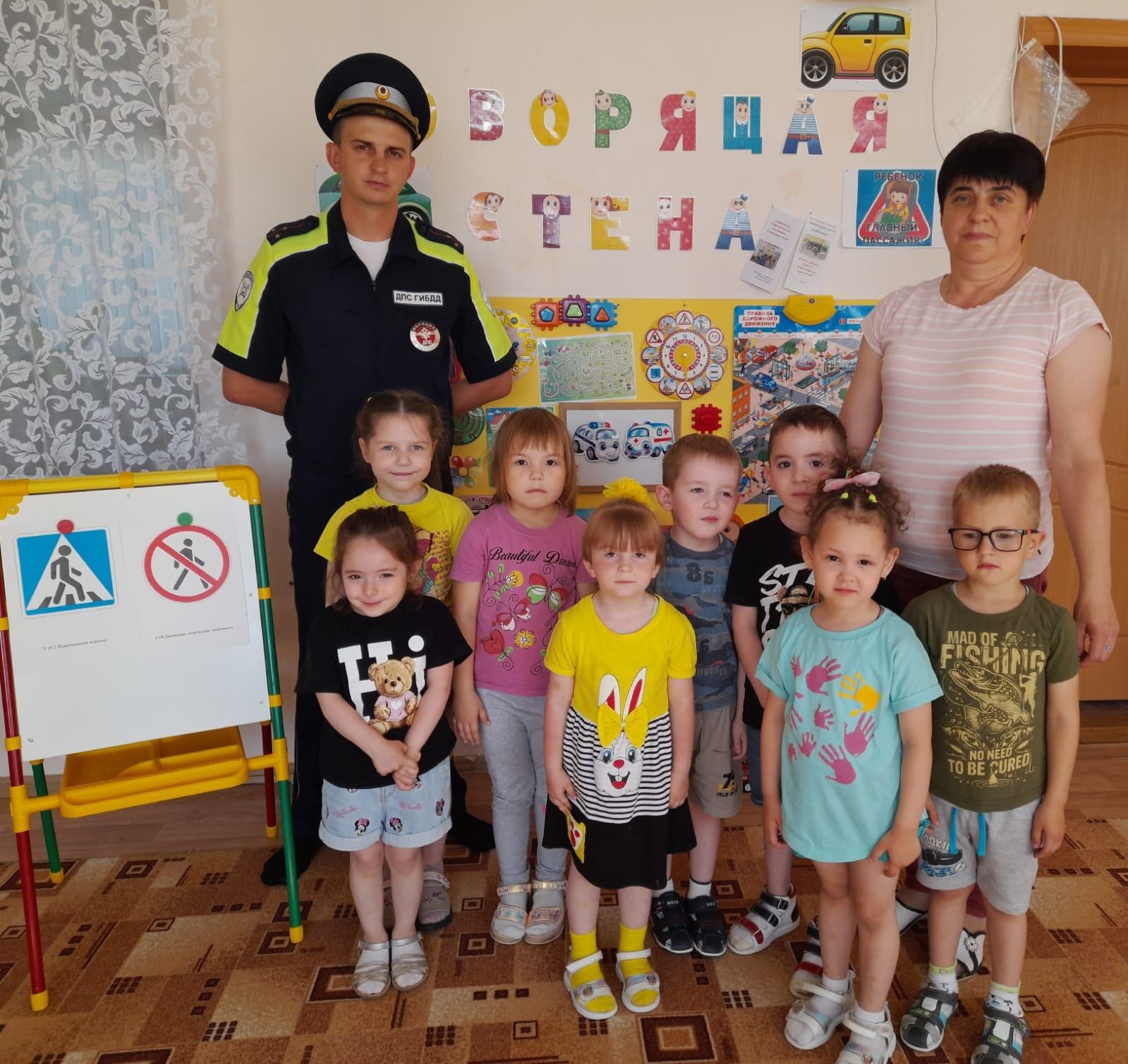 В детском саду «Колосок» провела квест-игру «Путешествие в страну знаний ПДД»