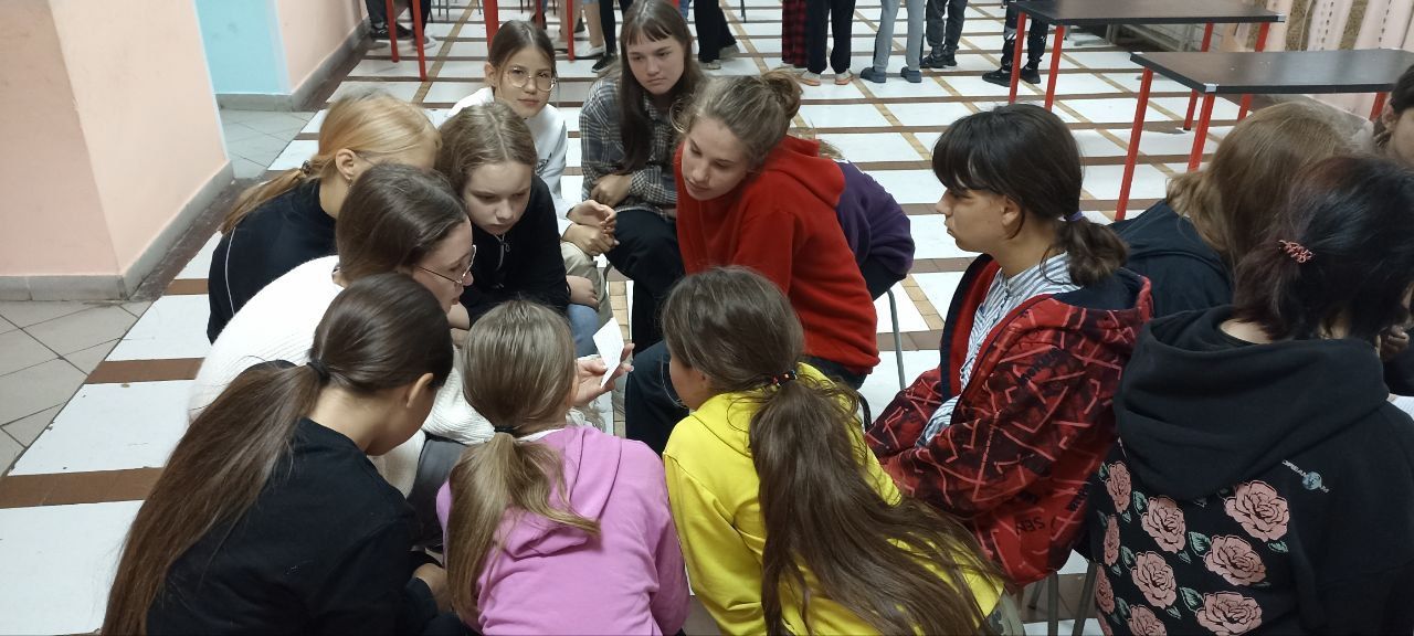 Психолог отделения социальной помощи семье и детям провела тренинг «Пойми себя»