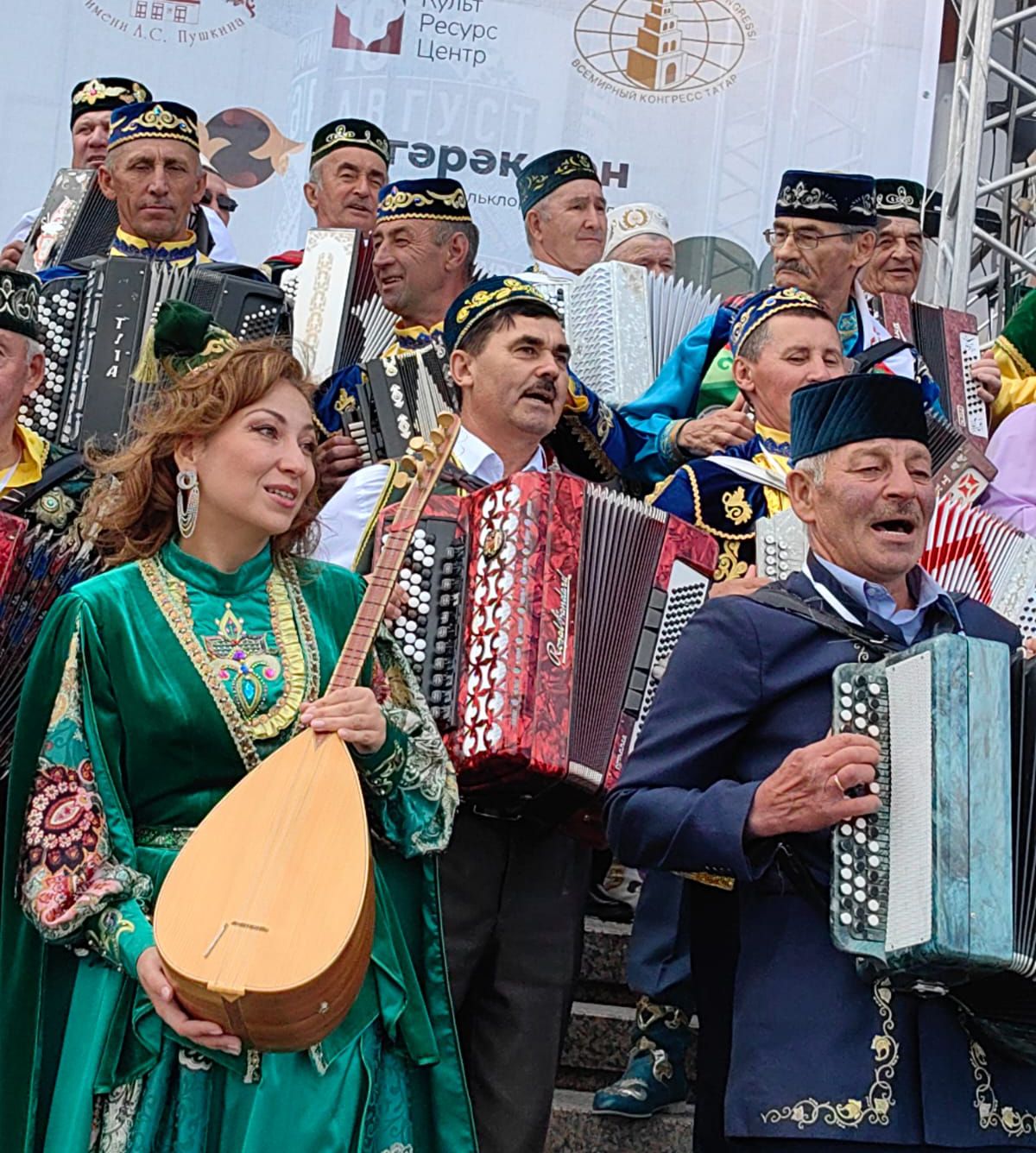 Спас районы вәкилләре “Уйнагыз, гармуннар!” фестивалендә катнашты
