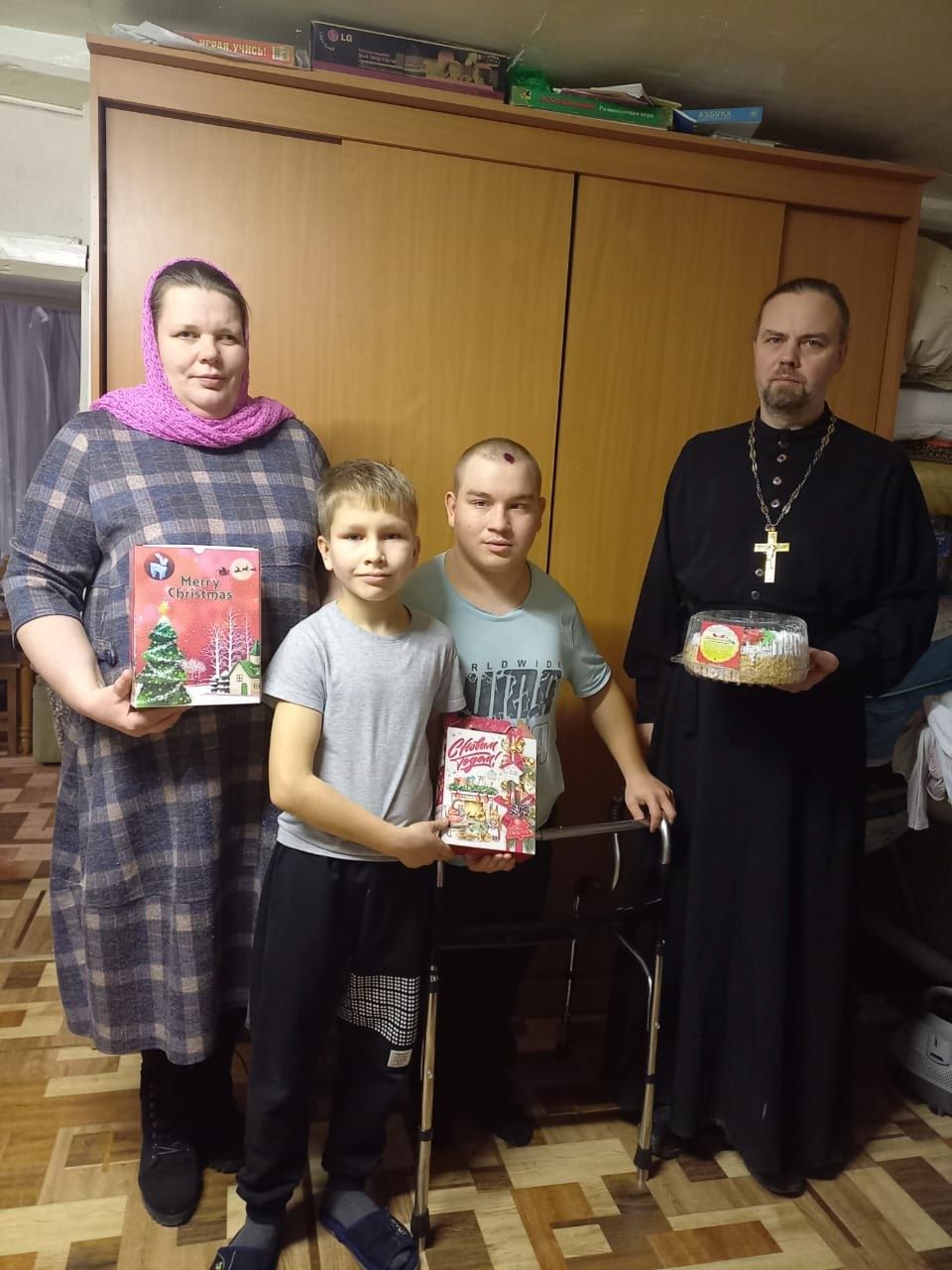 В Спасском благочинии навестили детей-инвалидов
