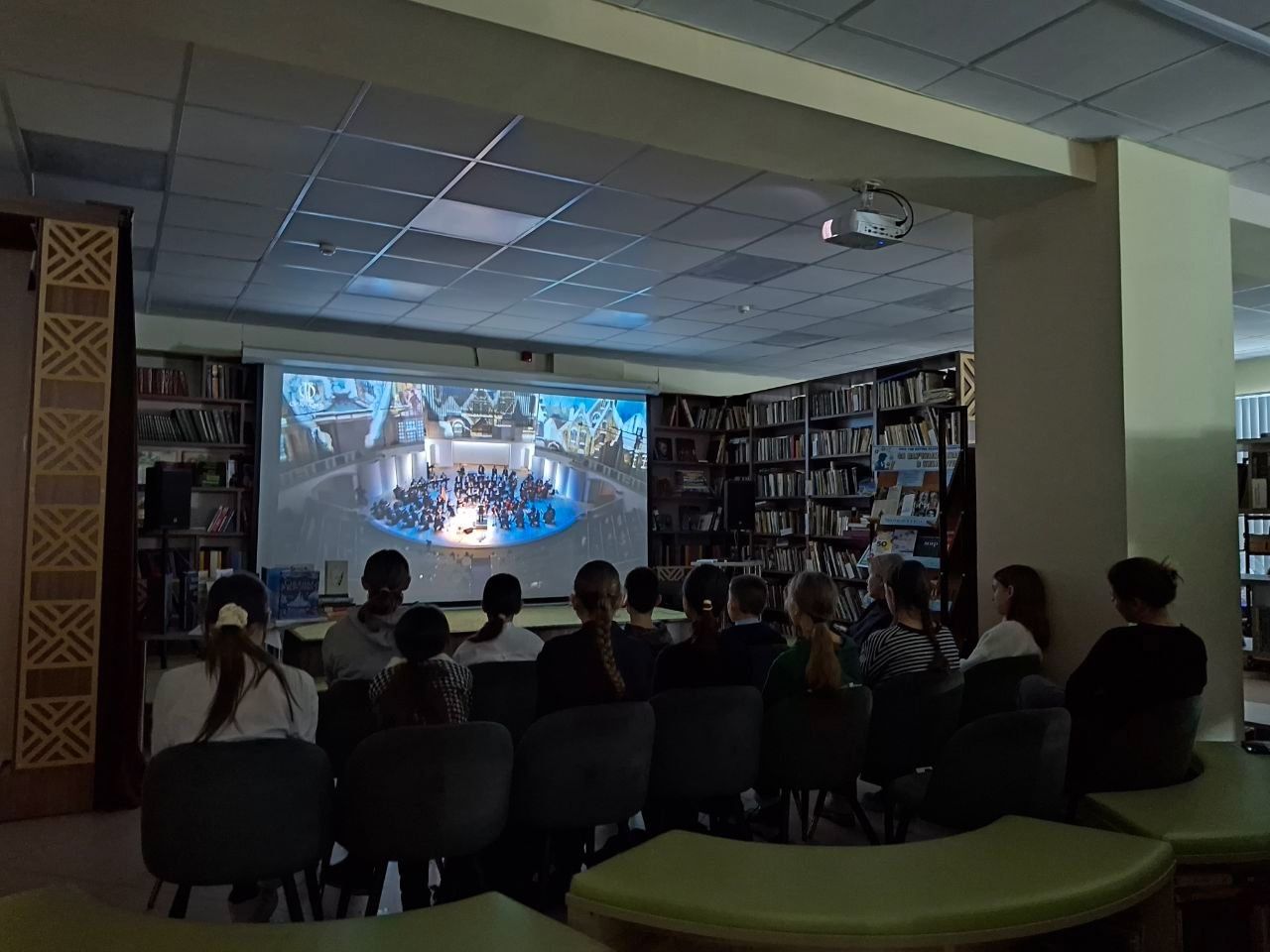 Симфонический концерт-сказку учащиеся Болгарской детской школы искусств