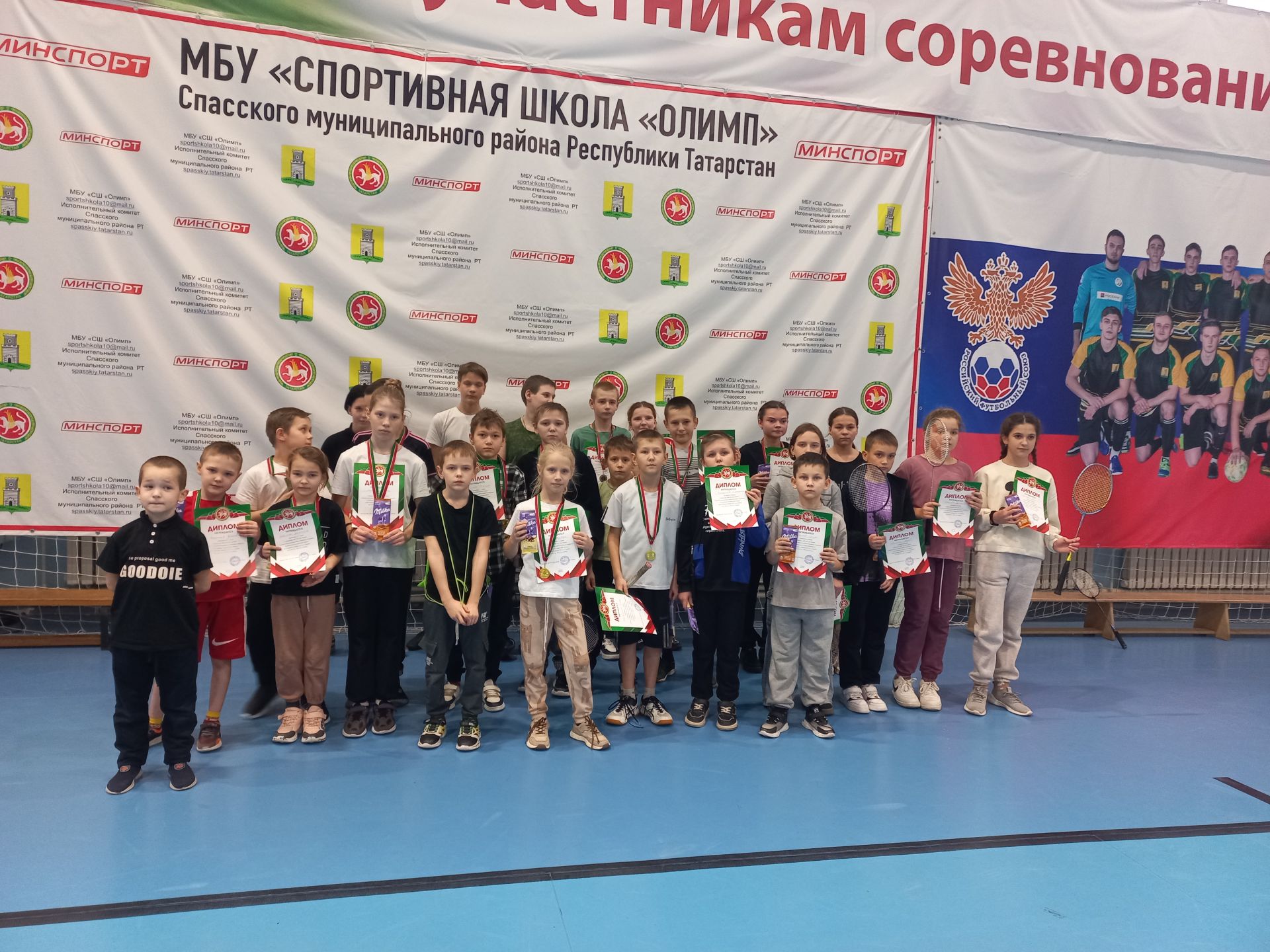 В Спасском районе прошло Первенство по бадминтону на Призы Деда Мороза