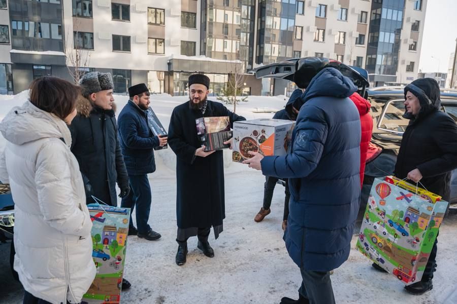 Семья палестинских беженцев отпраздновала новоселье в Татарстане