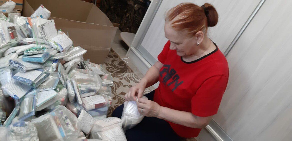 Семья из Буинска изготавливает сухой армейский душ для бойцов СВО