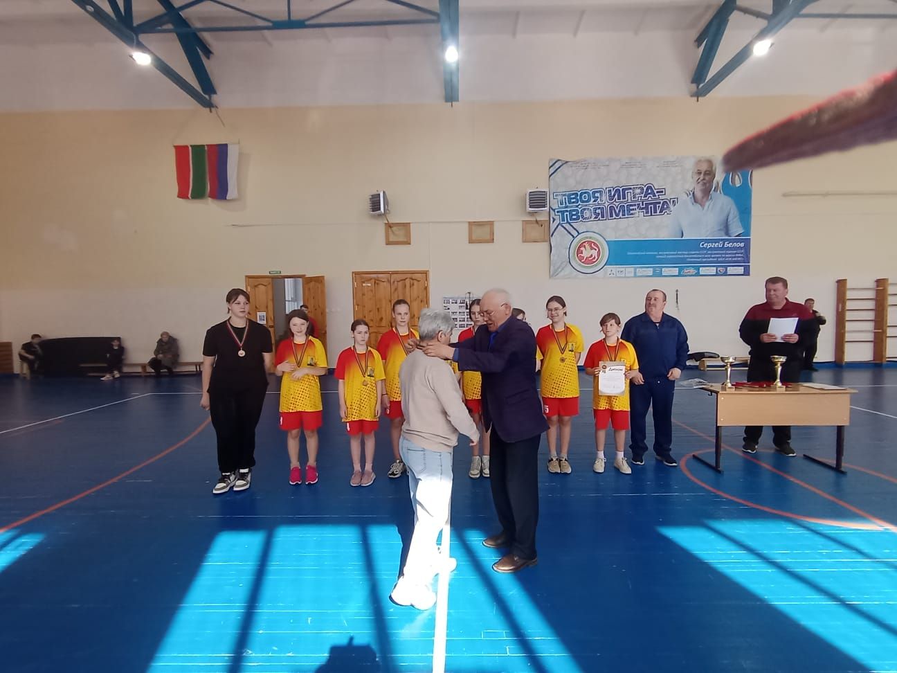 В Центральном спортзале Болгара состоялись районные соревнования по баскетболу