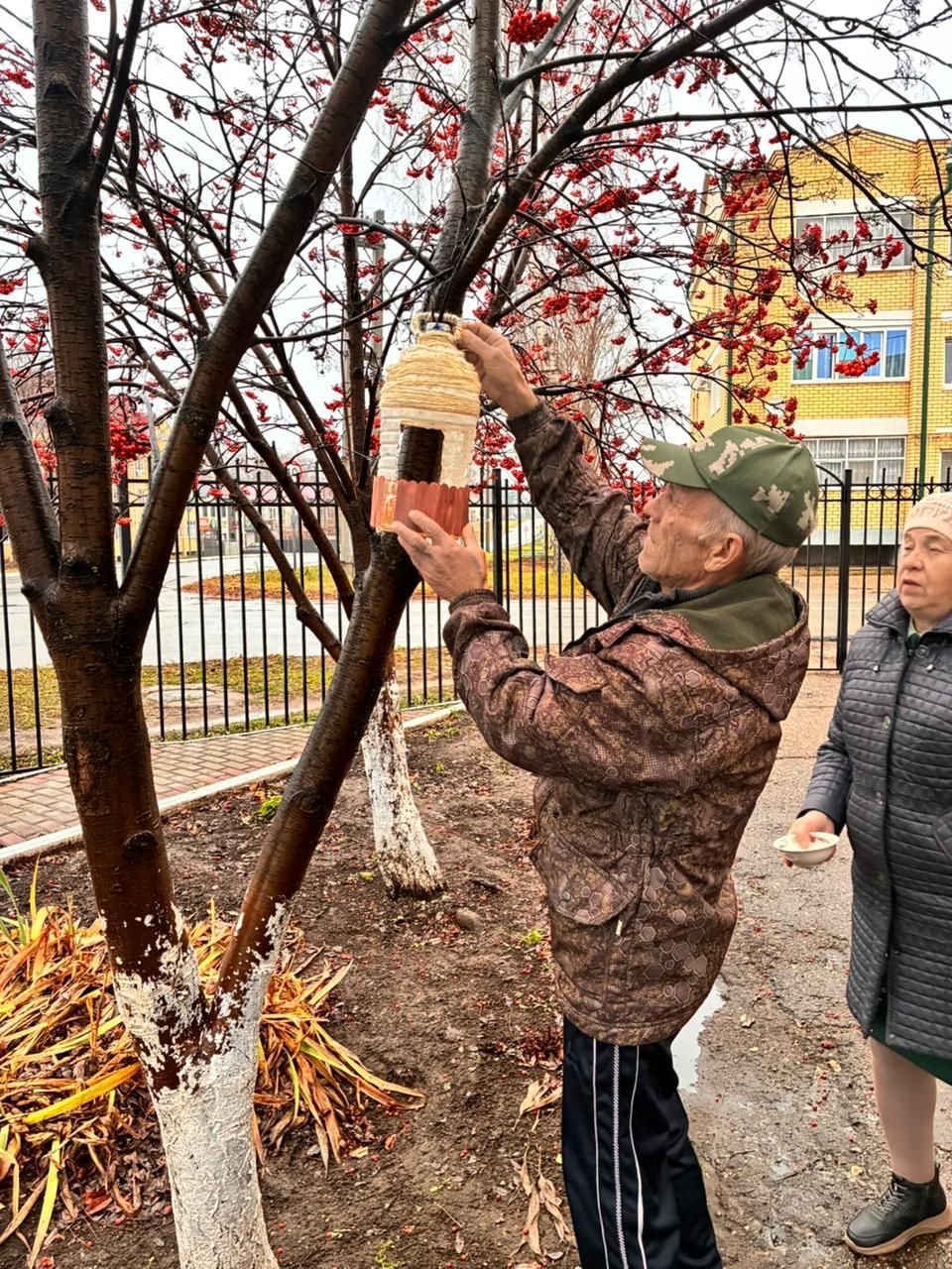 В Спасском ДИПИ прошла акция «Покормите птиц!»