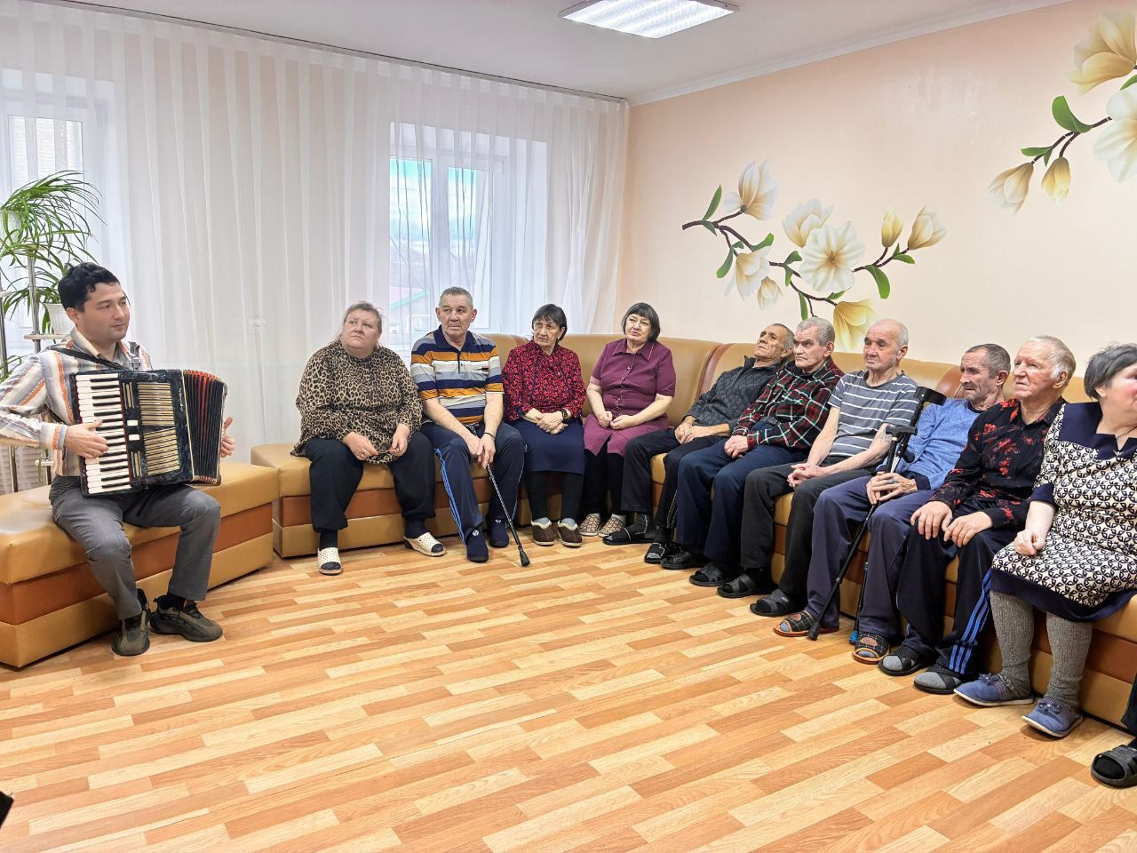 Музыкальный час в честь Дня матери прошел в Спасском ДИПИ