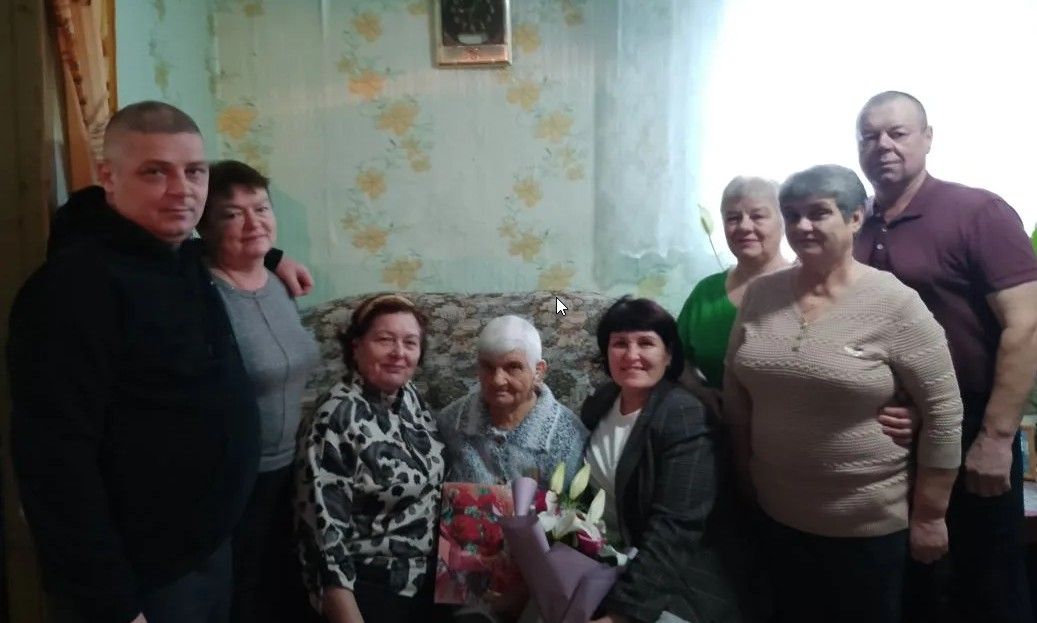 Ветерана труда из Спасского района поздравили с 90-летним юбилеем