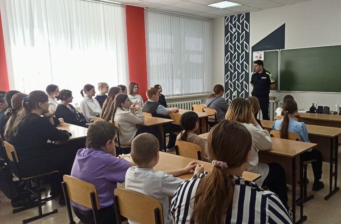 В Никольской школе прошел урок безопасности дорожного движения