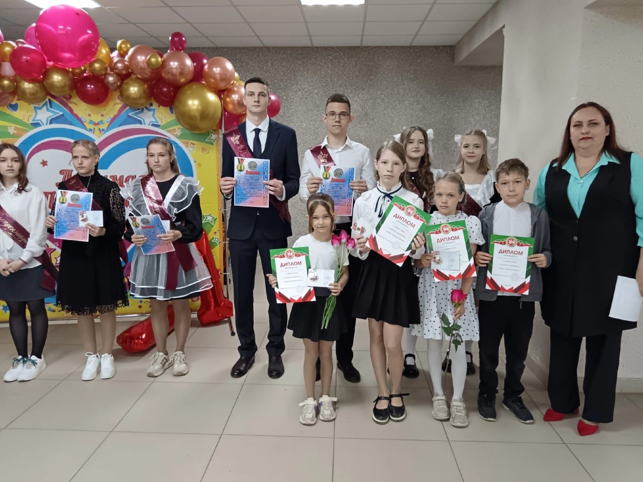 Выпускникам школ Болгара и Спасского района вручили знаки отличия ГТО