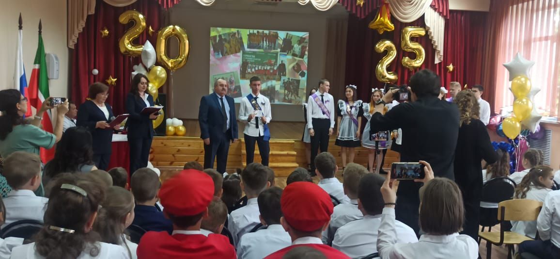 Выпускникам школ Болгара и Спасского района вручили знаки отличия ГТО