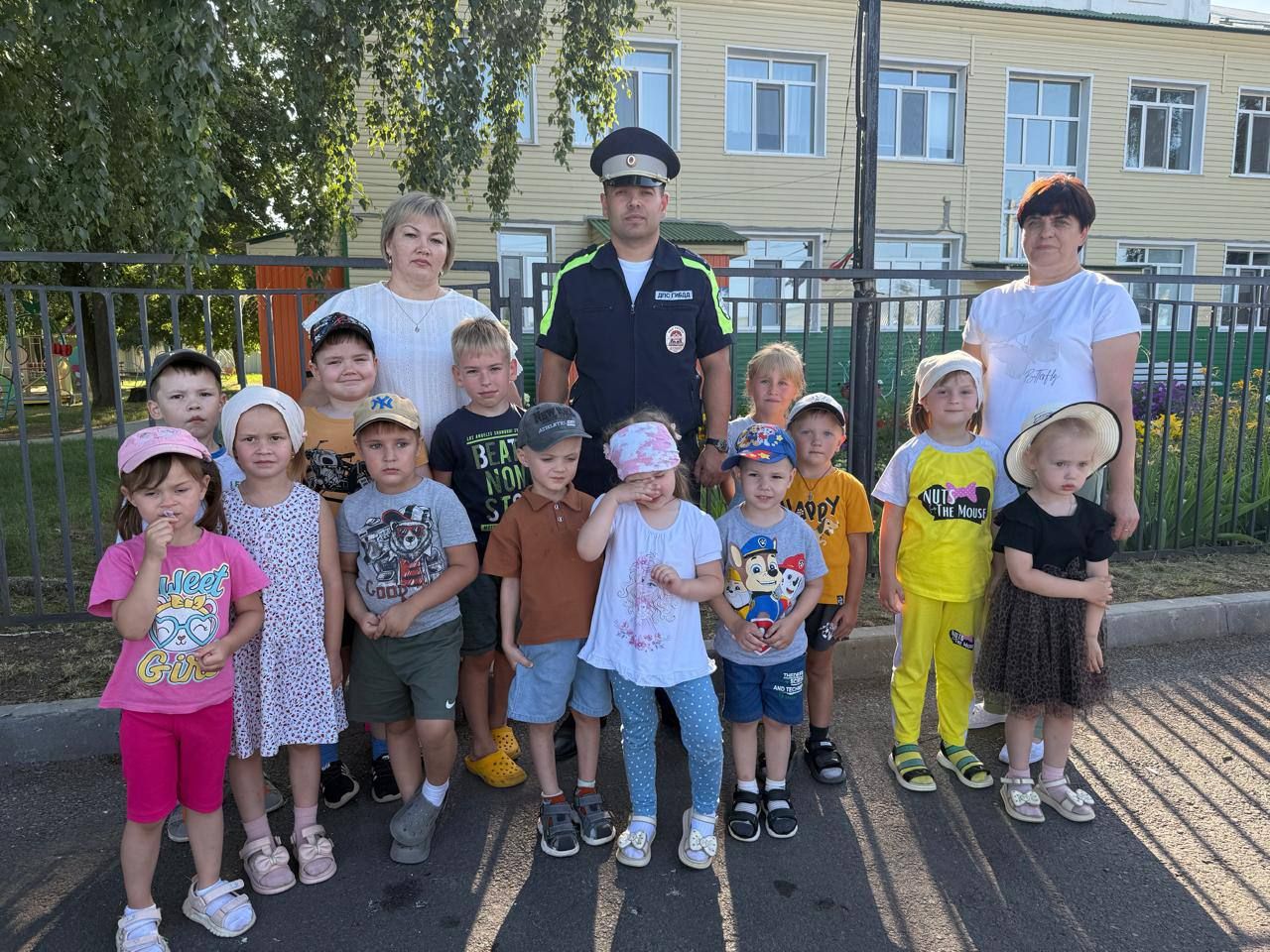 В детском саду «Колосок» Спасского района прошло занятие по безопасности дорожного движения