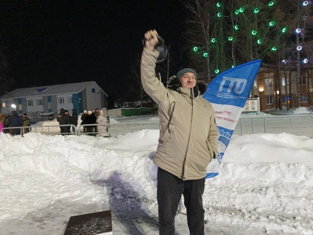 Жители Болгара сдавали нормы ГТО на новогоднем празднике