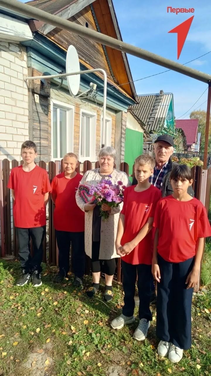 Первые Спасского района поздравили пожилых земляков