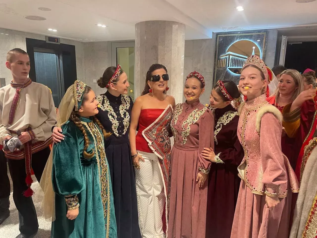 Выпускница школы искусств Болгара выступила на сцене Кремлёвского дворца в шоу Аниты Цой