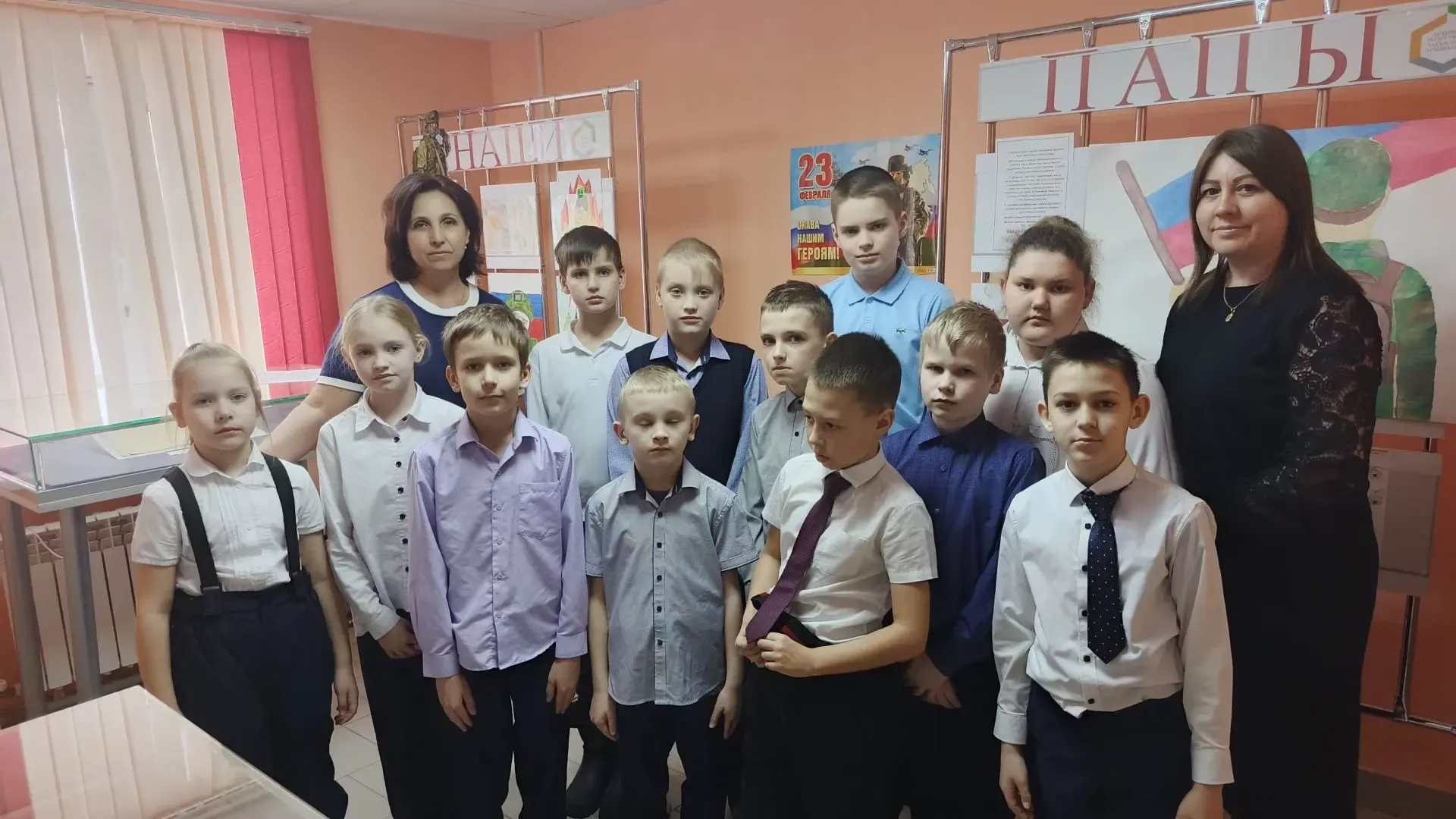 Школьники познакомились с архивным делом