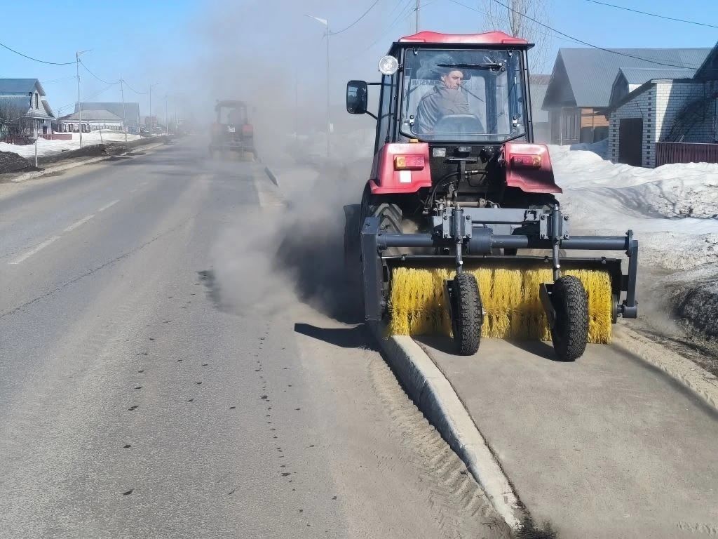 В городе Болгар начались весенние работы по благоустройству города