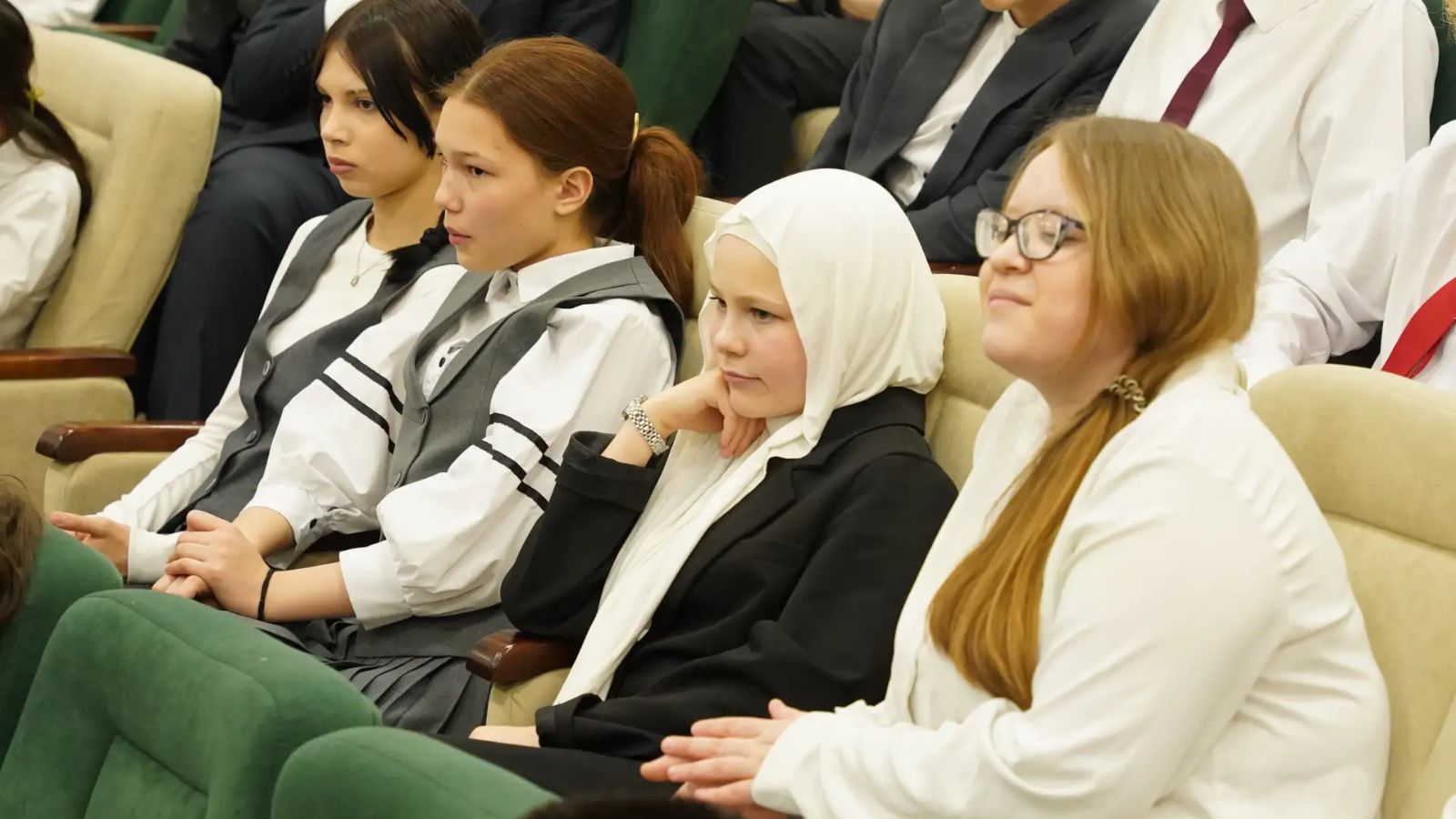 Школьникам Казани рассказали о цифровой гигиене