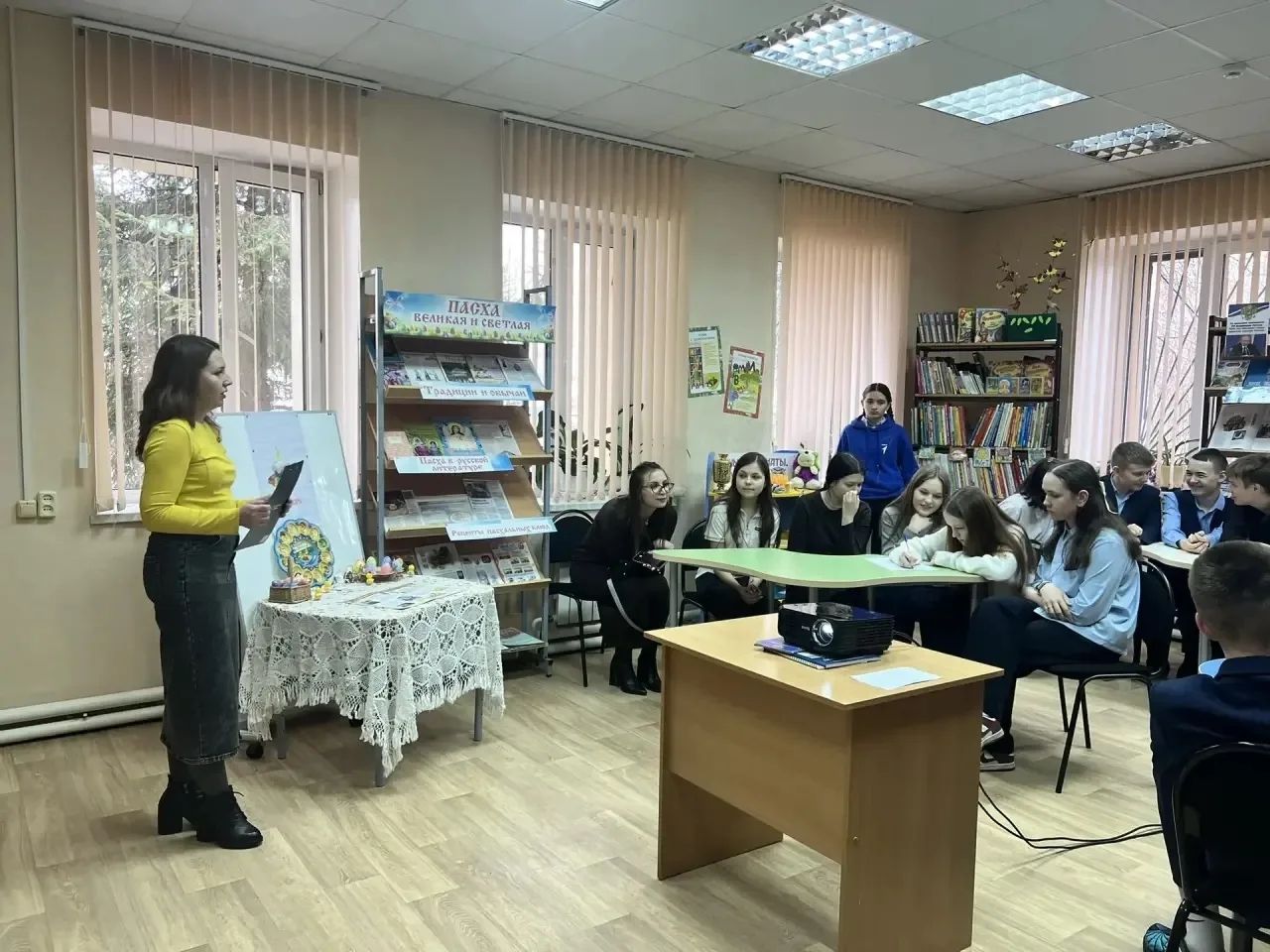 В детской библиотеке Болгара прошёл космический квиз для школьников