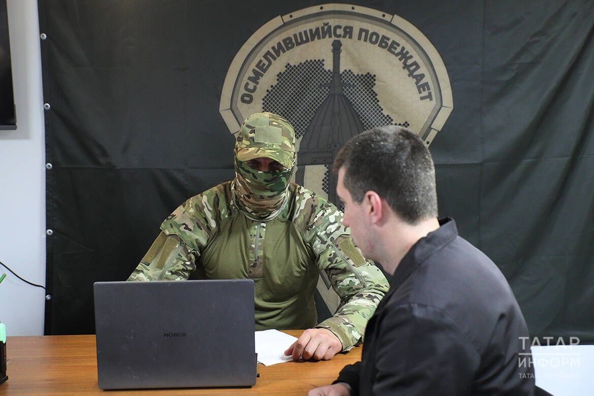 Из Казани в Африку: 15 контрактников отправились на службу в новый корпус Минобороны