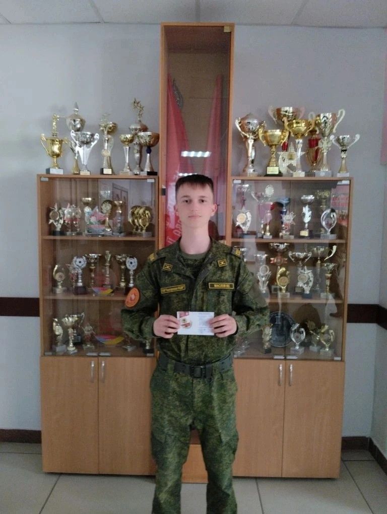 16 кадетов из Болгара получили золотые знаки ГТО
