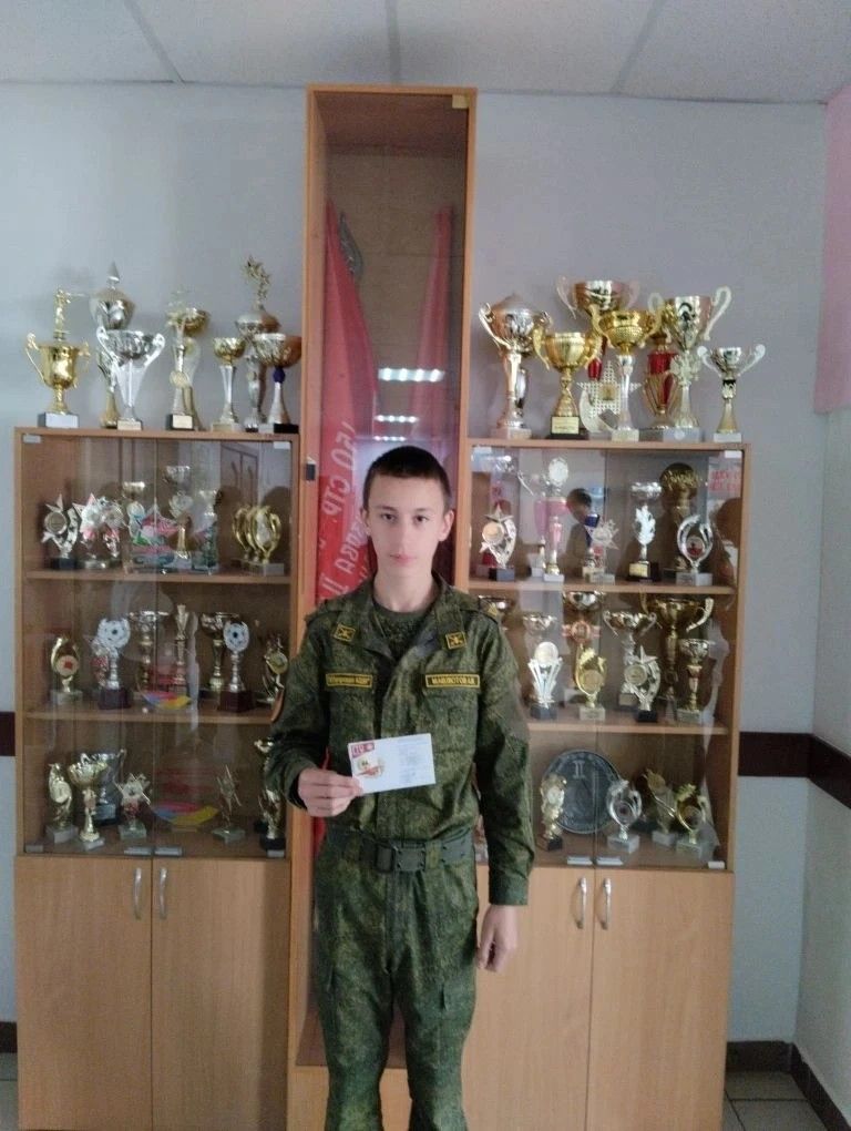 16 кадетов из Болгара получили золотые знаки ГТО