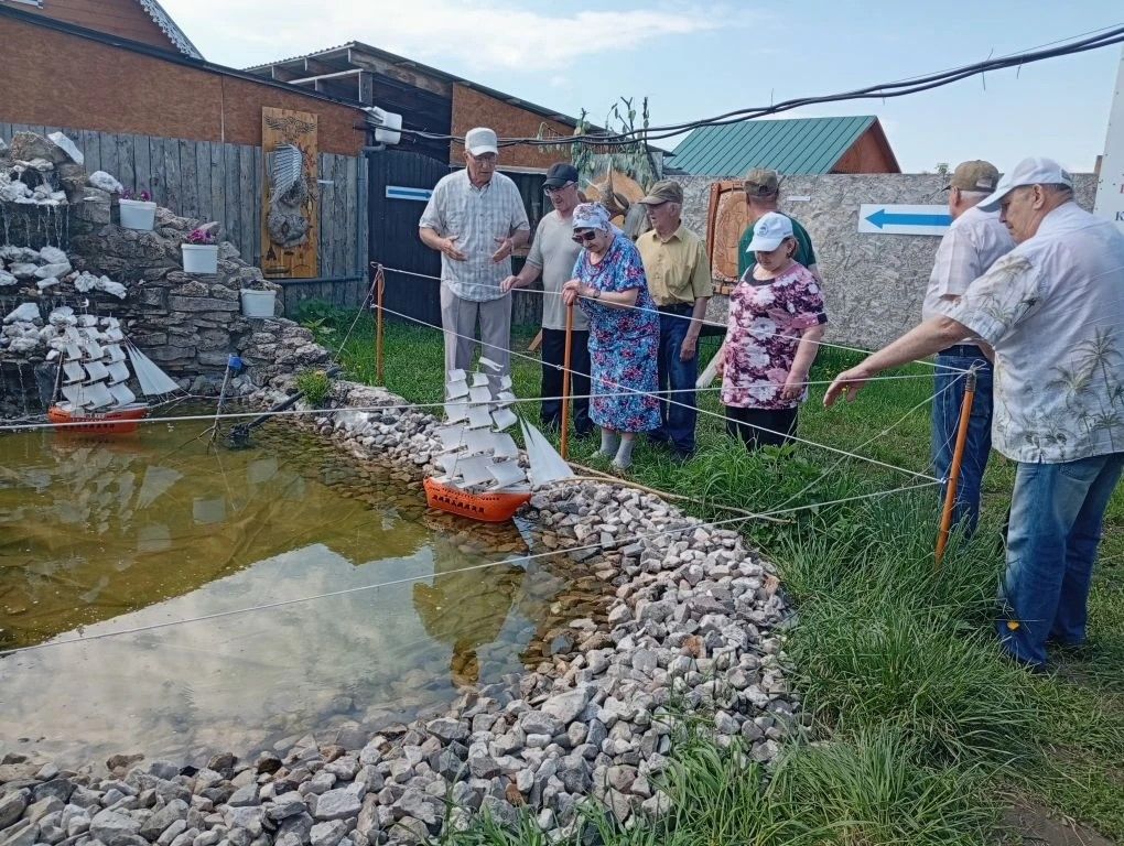 Подопечные Спасского ДИПИ побывали в музее под открытым небом Федора Парунзина