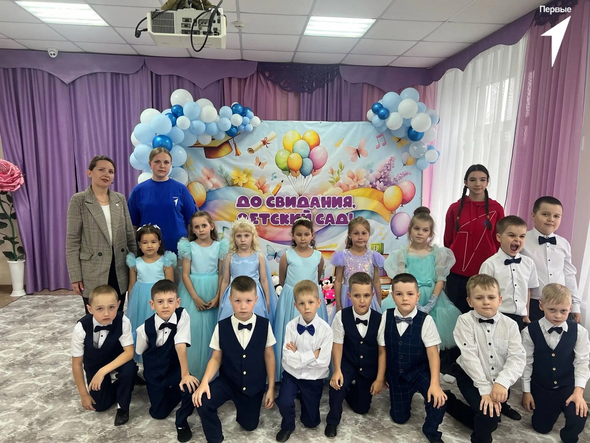 Первые Спасского района поздравили выпускников детских садов с окончанием учебного года