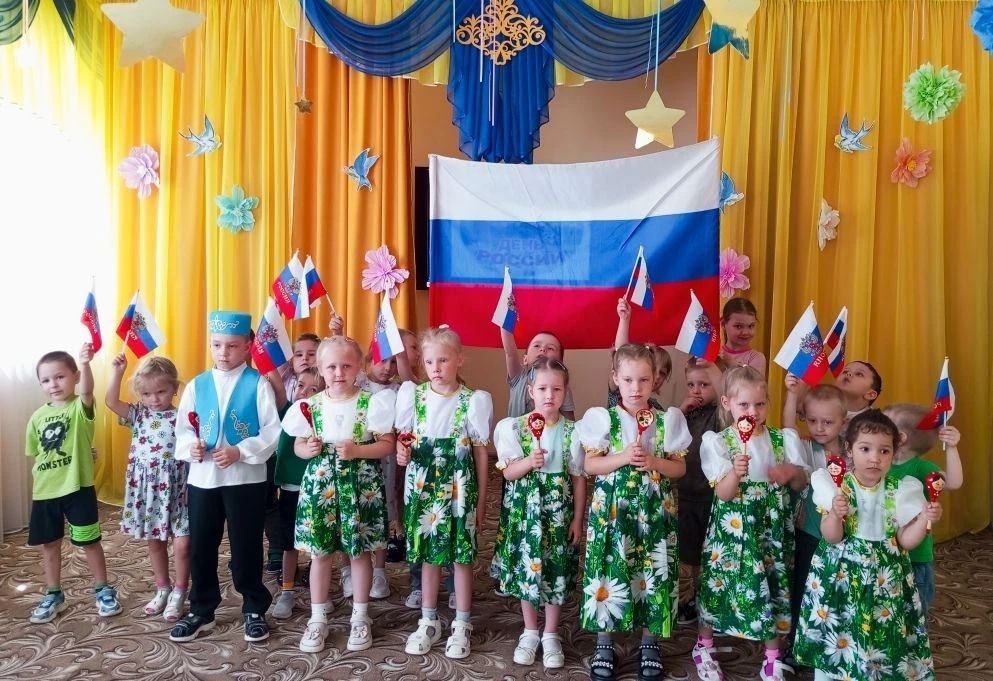В детских садах Спасского района прошли занятия ко Дню России