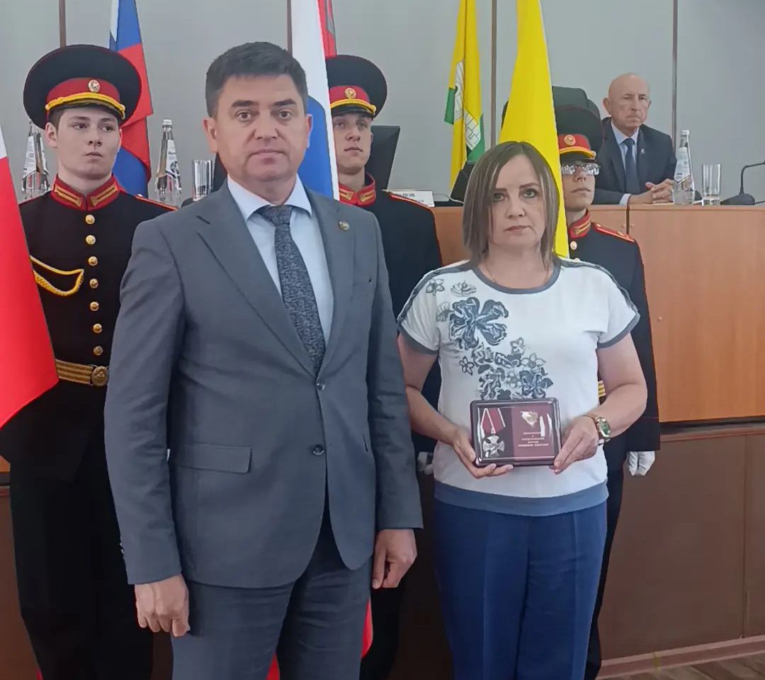Пятерым погибшим бойцам СВО из Спасского района вручили награды посмертно