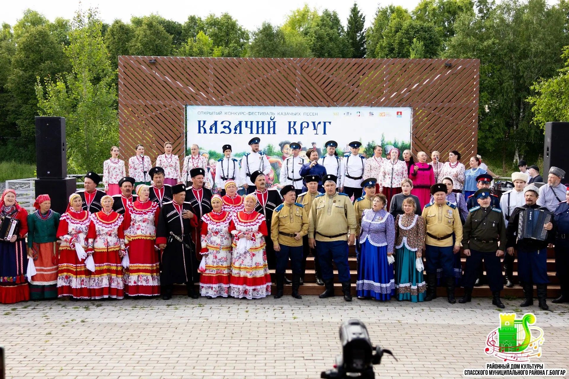 Артисты Спасского района приняли участие на фестивале «Казачий круг» в Бугульме