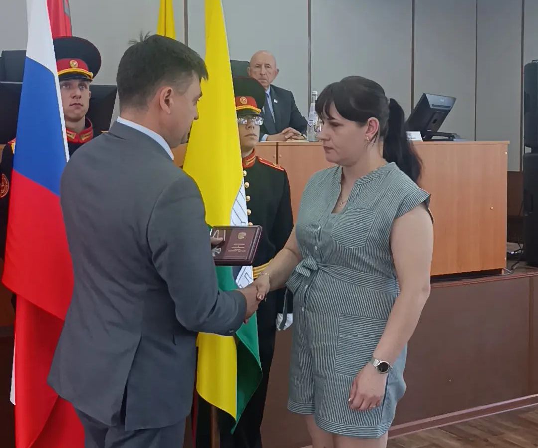 Пятерым погибшим бойцам СВО из Спасского района вручили награды посмертно