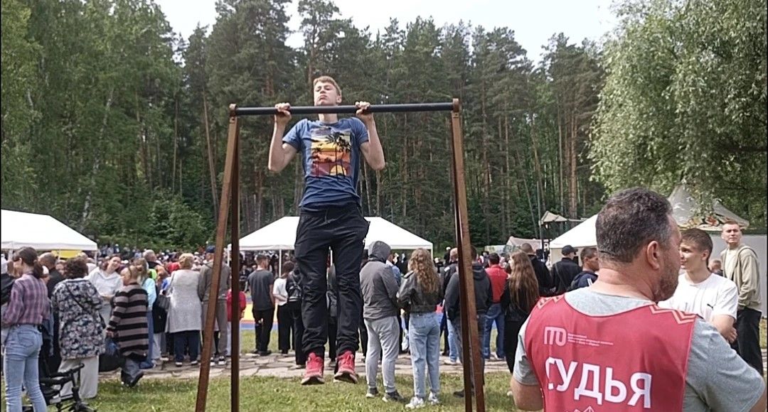 На Сабантуе в Болгаре прошли соревнования по троеборью ГТО