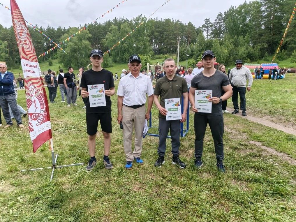 На Сабантуе в Болгаре прошли соревнования по троеборью ГТО