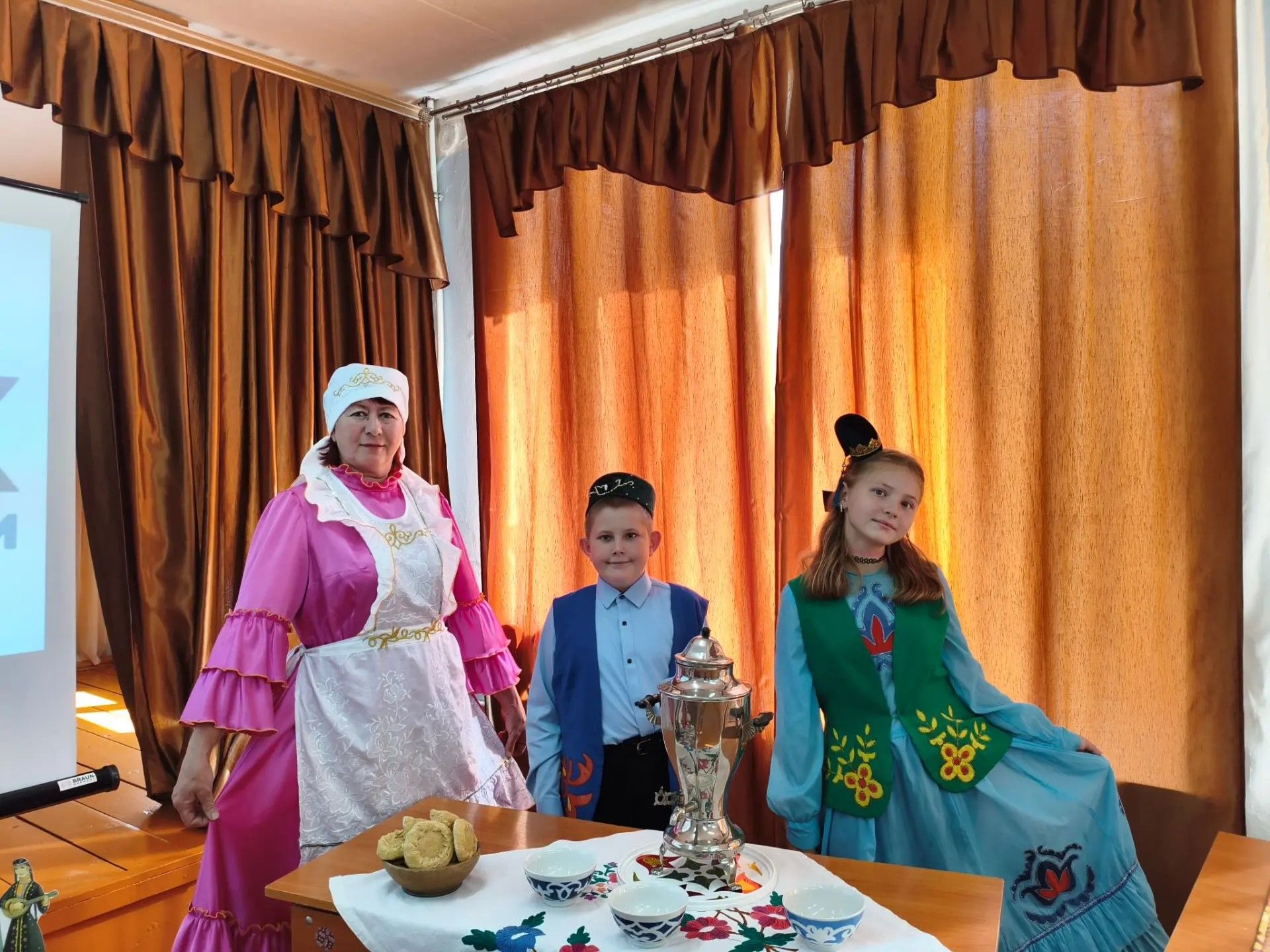 В Кузнечихинской школе прошёл «Неурок географии» о культуре двух народов