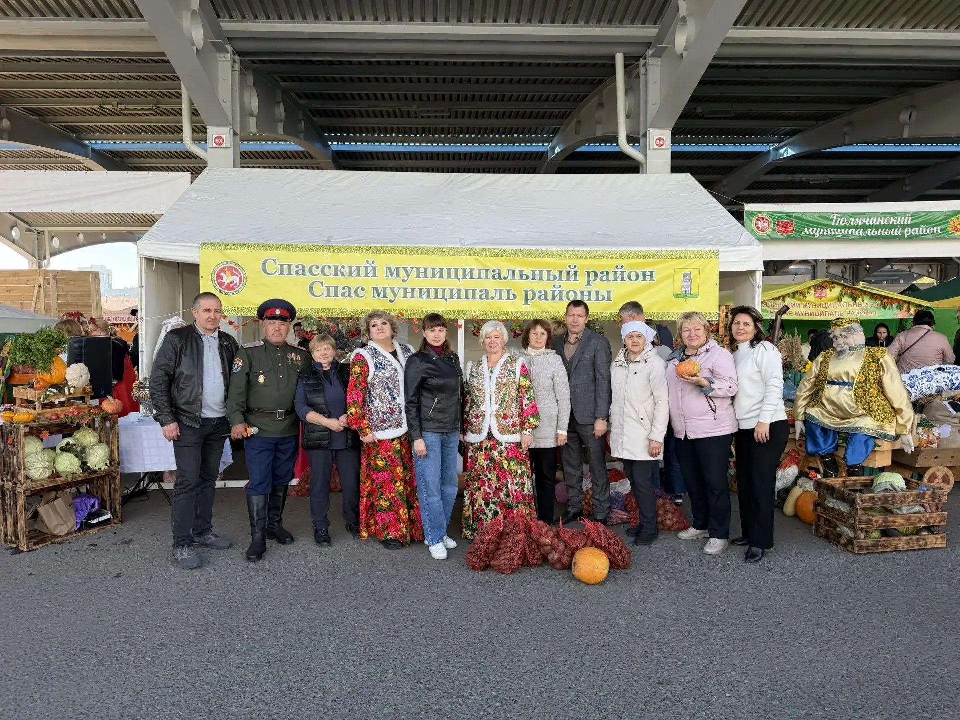 Производители и школы Спасского района представили свою продукцию на ярмарке в Казани