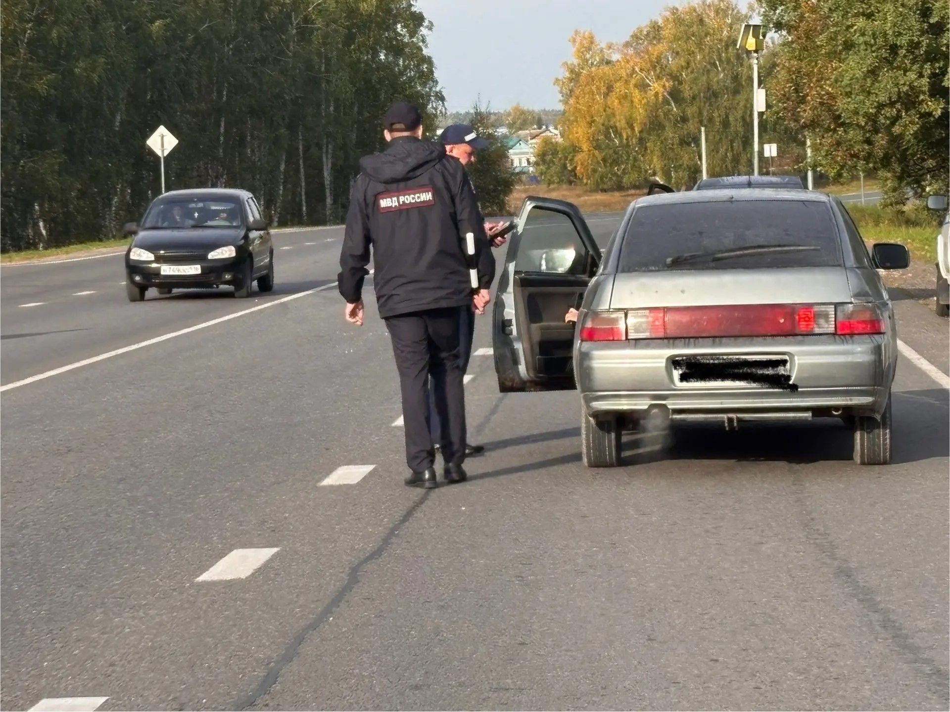 Сотрудники ГИБДД Спасского района проверили более 50 автомобилей за два часа