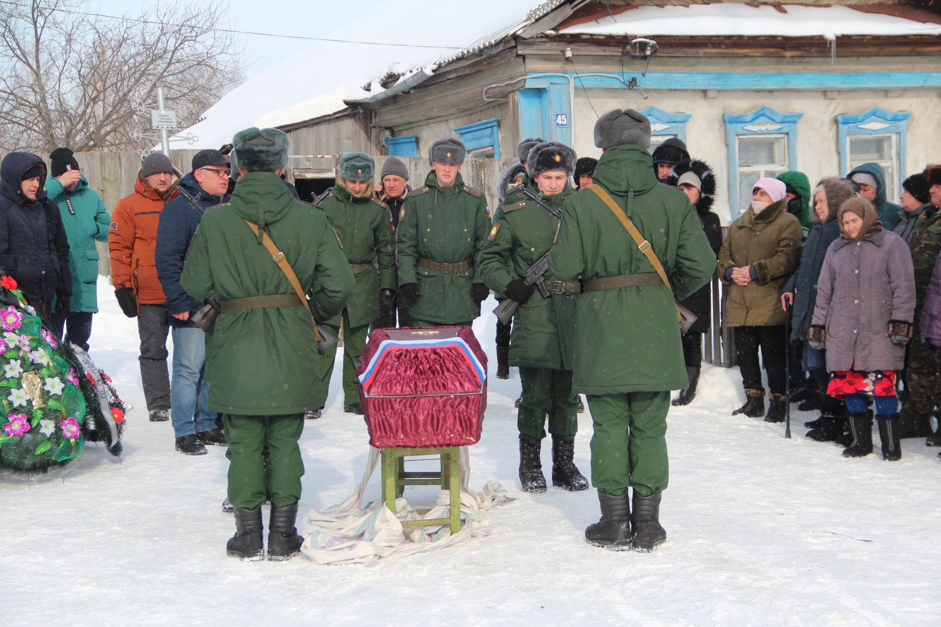 В Кузнечихе простились с погибшим бойцом СВО