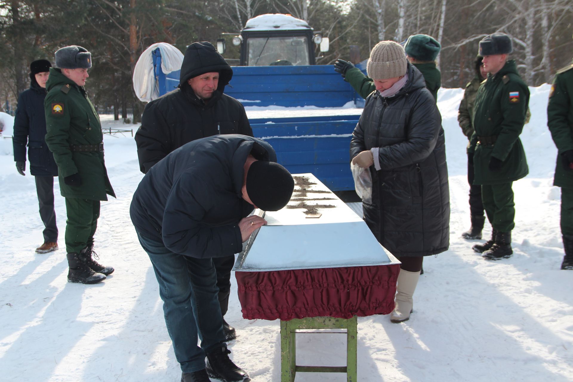 В Кузнечихе простились с погибшим бойцом СВО