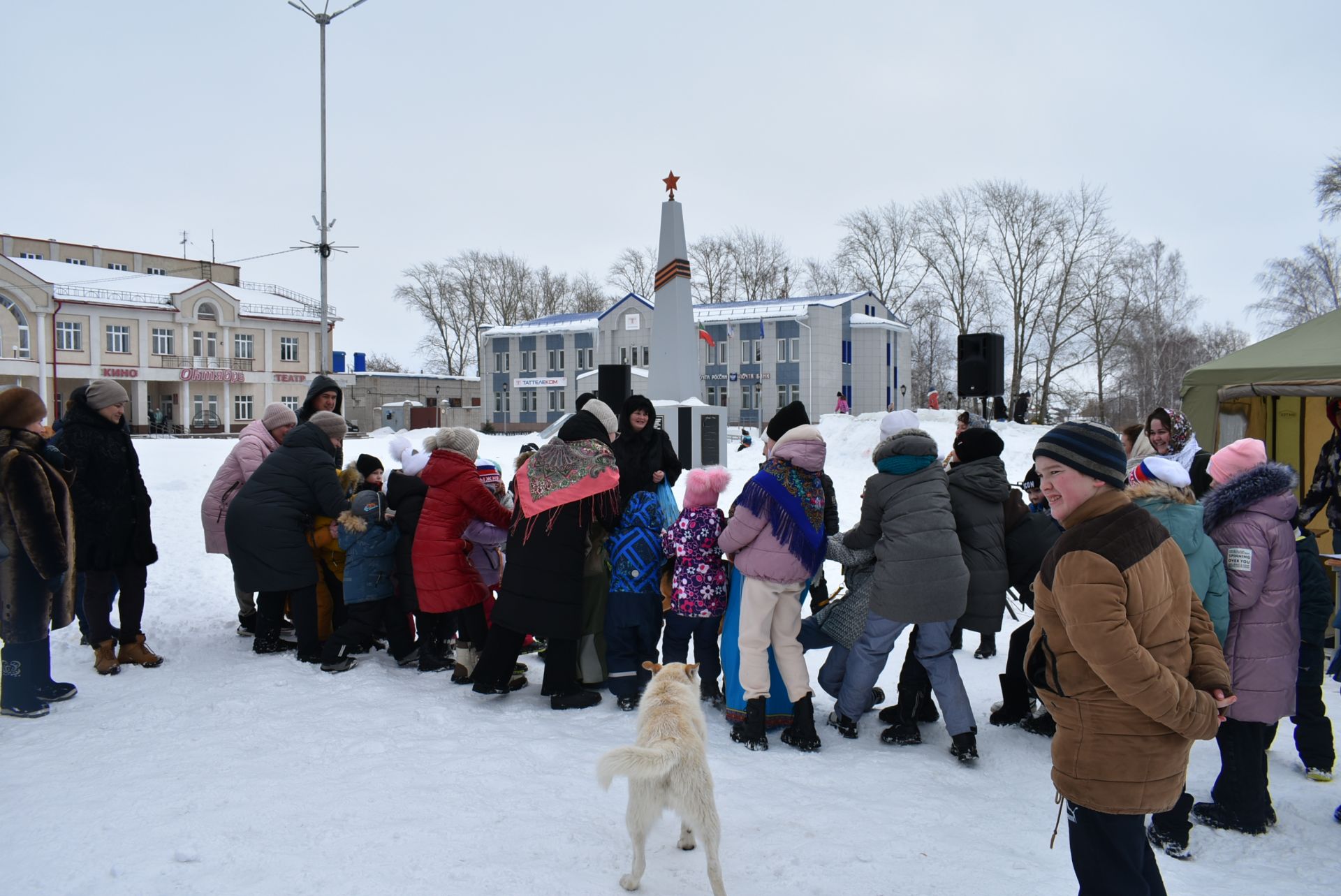 На центральной площади Болгара прошли народные гулянья по случаю Масленицы