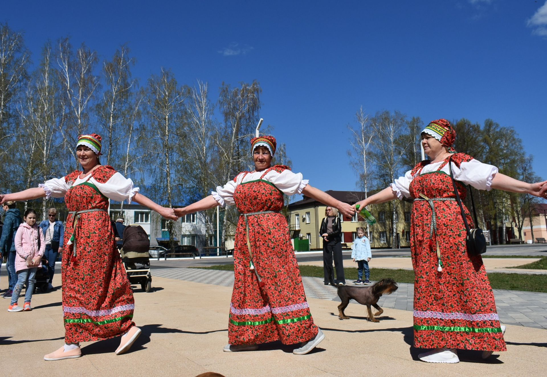 Народные гулянья по случаю празднования Красной горки прошли на главной площади Болгара