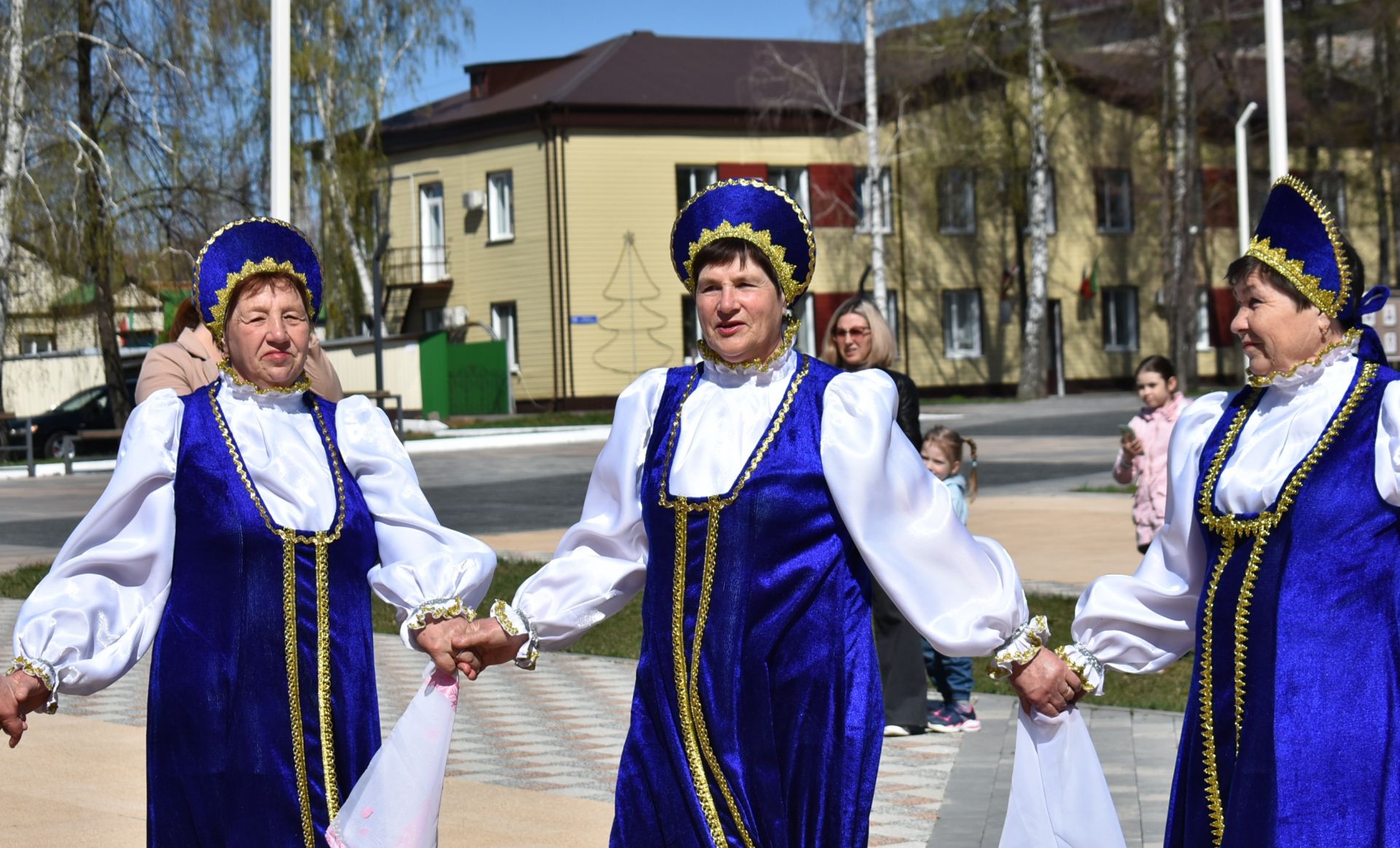 Народные гулянья по случаю празднования Красной горки прошли на главной площади Болгара