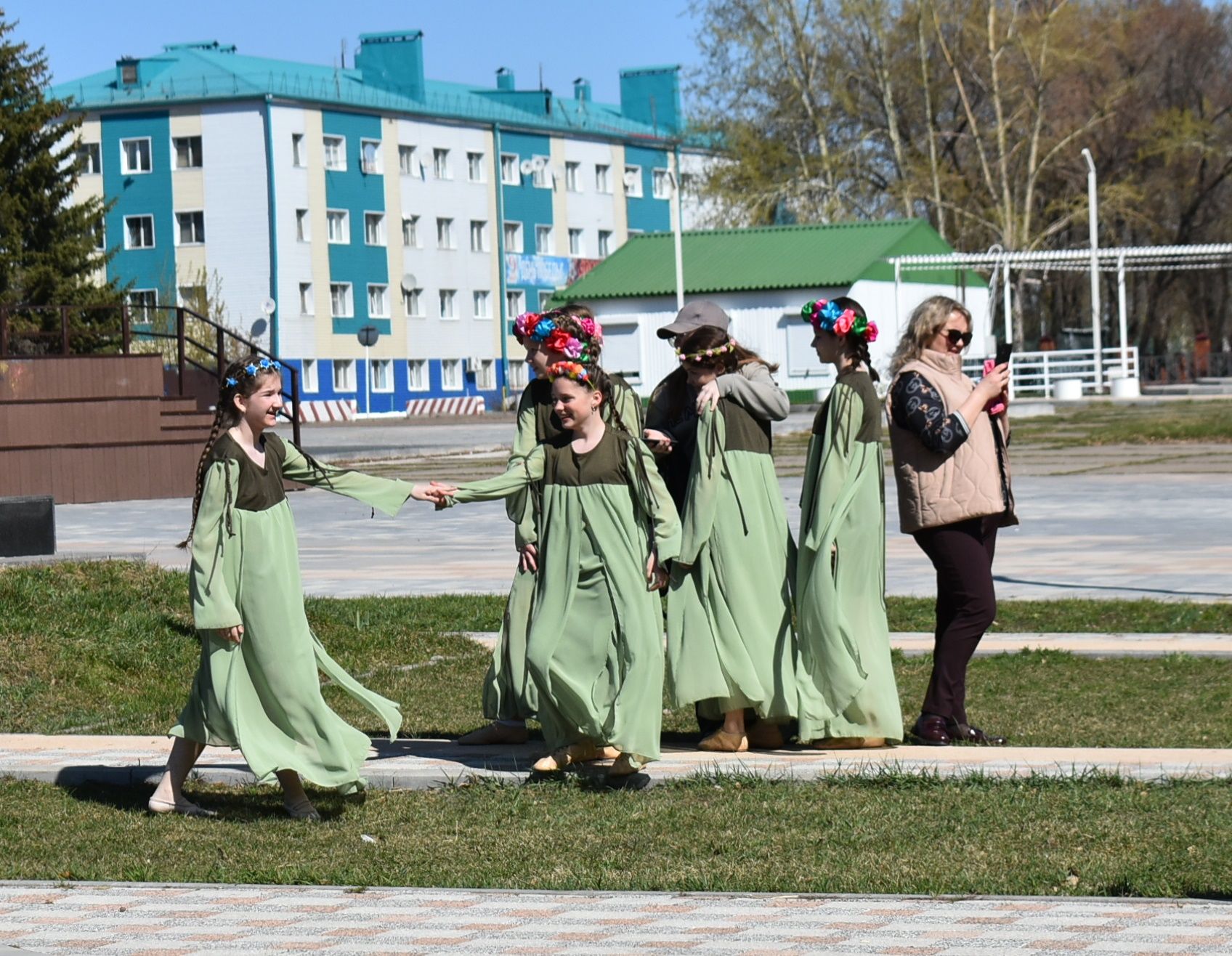 Народные гулянья по случаю празднования Красной горки прошли на главной площади Болгара