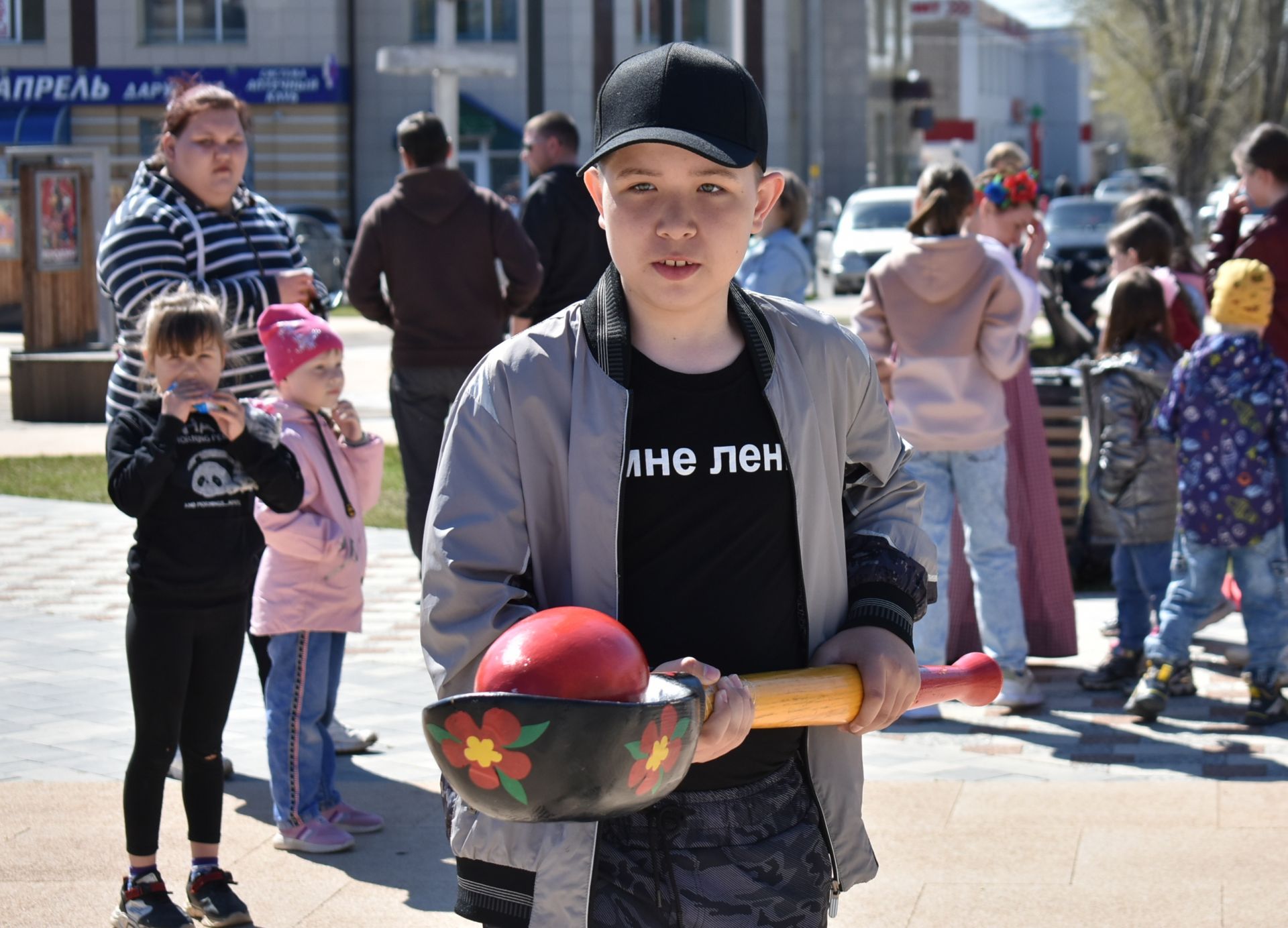 Народные гулянья по случаю празднования Красной горки прошли на главной площади Болгара